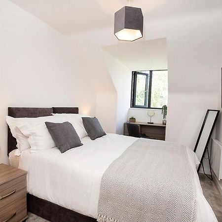 Апартаменты The Penthouse - 26 St Johns Mews Йорк Экстерьер фото
