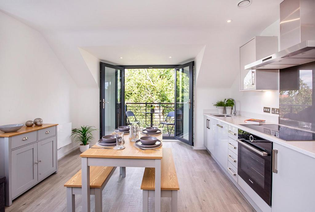 Апартаменты The Penthouse - 26 St Johns Mews Йорк Экстерьер фото